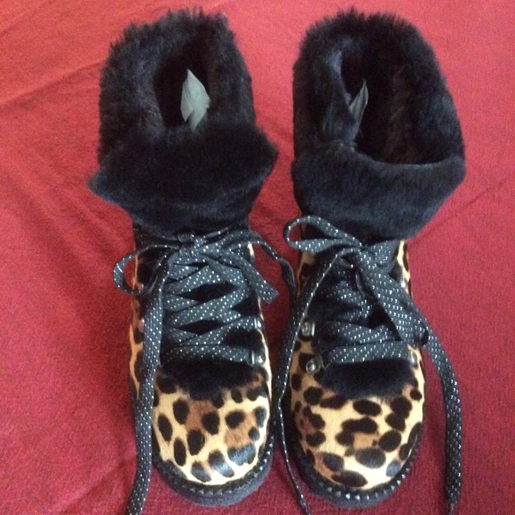 J. Crew Leopard Shearling Nordic Hiker Boots, Sz 8 - Picture 3 of 7